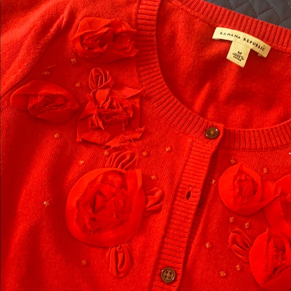 Banana Republic red cardigan - Picture 2 of 3